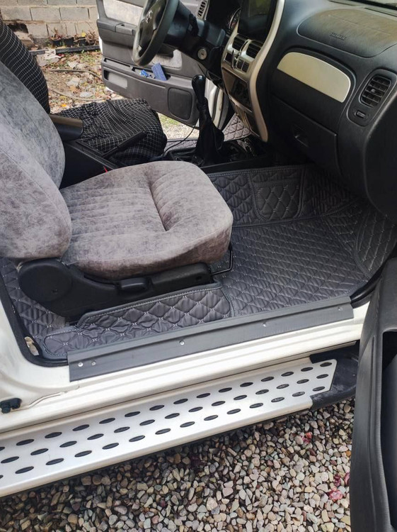 پوشش کامل کف کابین و ظاهری منظم و چشمنواز