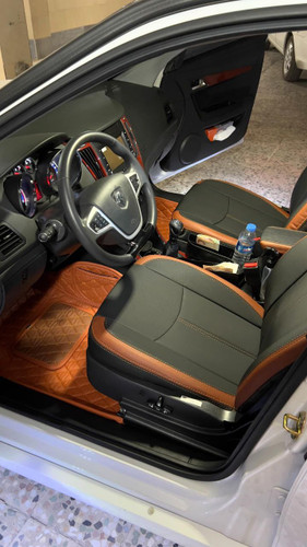 کفپوش پنجبعدی دنا – پوشش کامل و فیت فابریک